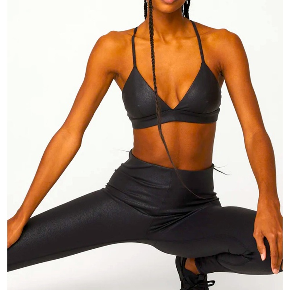 NWT ALO High waist airbrush legging, faux leather